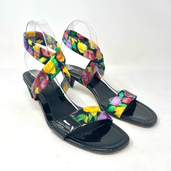 Donald J. Pliner Floral Neoprene Stretch Strap Kitten Heel Sandals Size 10.5 - Picture 3 of 11